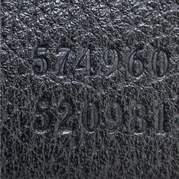 ❤️❤️”GUCCI RED VELVET BUCKET BAG”❤️❤️ - Picture 7 of 9